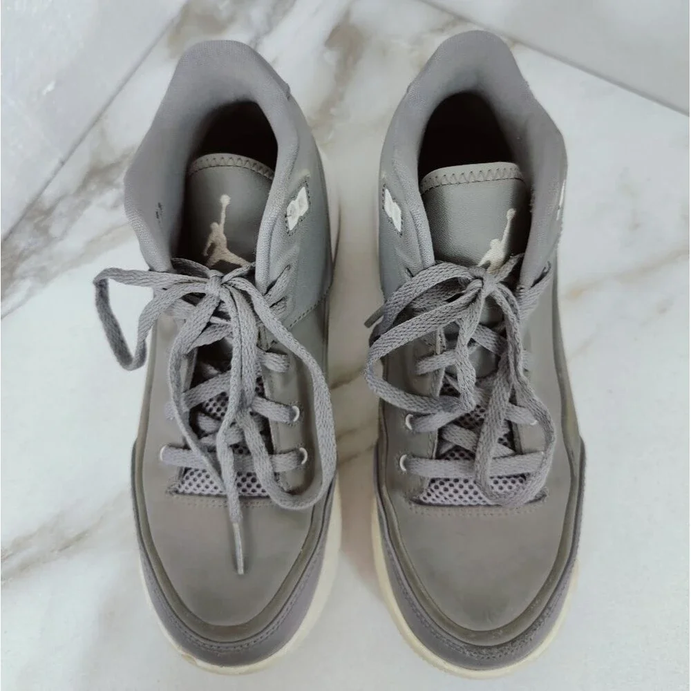 Nike Youth Jordan Flight Origin 3 'Cool Grey' Basketball Sneakers, 4.5Y